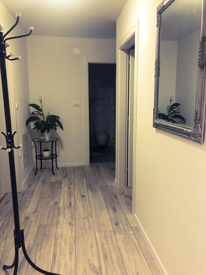Two Bedroom Apartment Кастав Екстер'єр фото
